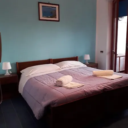Nettuno Hotel 2*