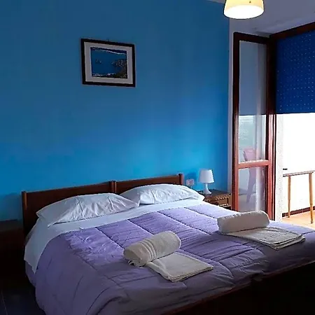 Nettuno Hotel 2*